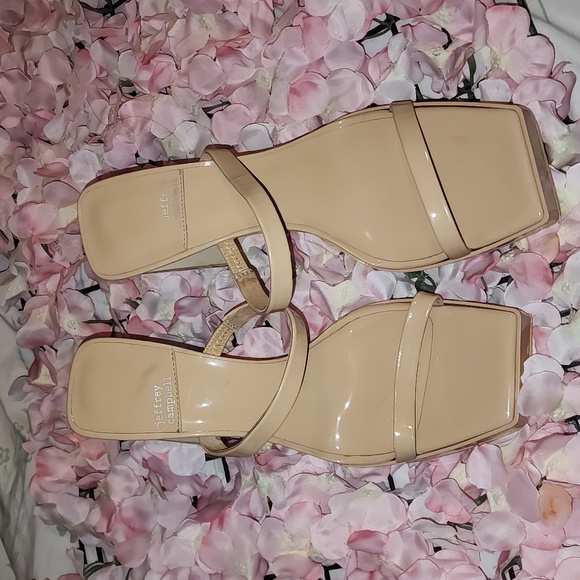 JEFFREY CAMPBELL HUSTLER Tacones Dusty Nude Charol - Picture 1 of 8